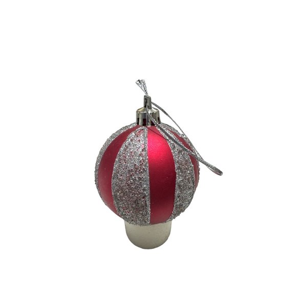 Vintage Set of 3 Glass Ornaments Gold Silver Glitter - Picture 5 of 5